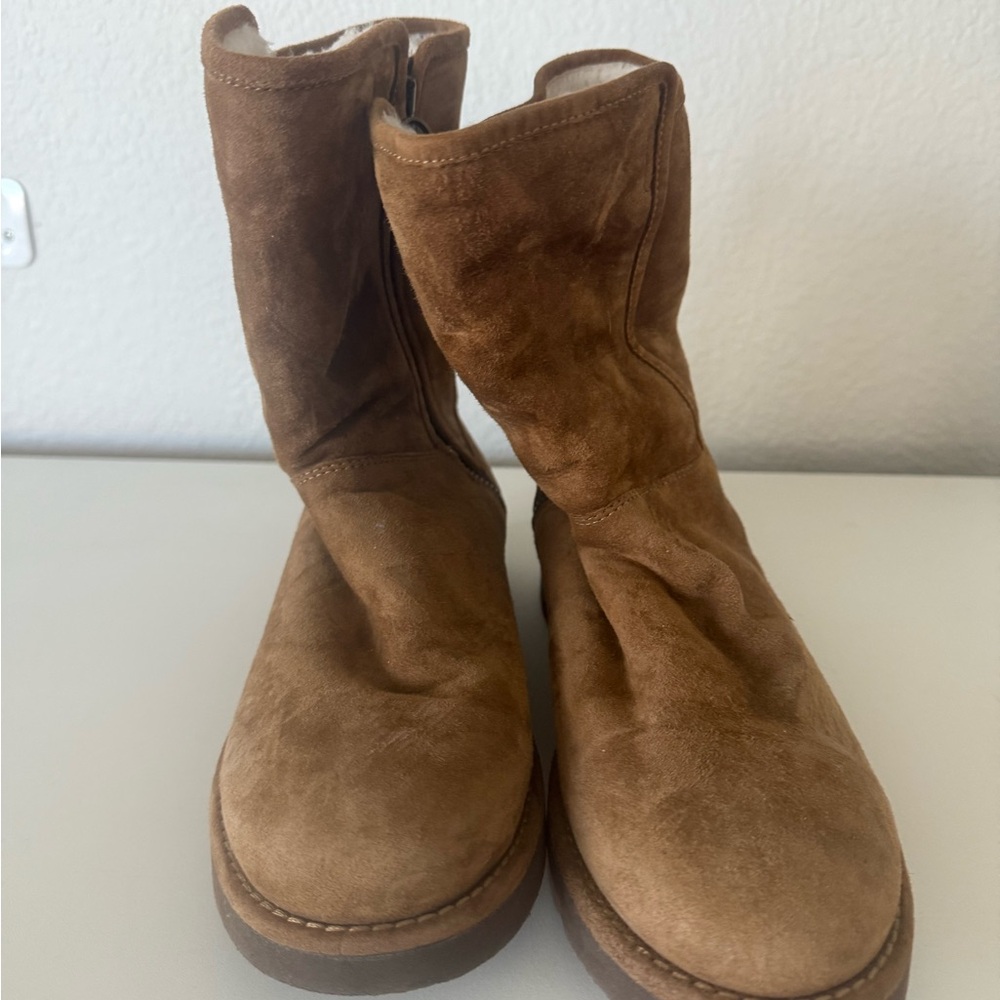 UGG Aubree Short Tan Winter Boots